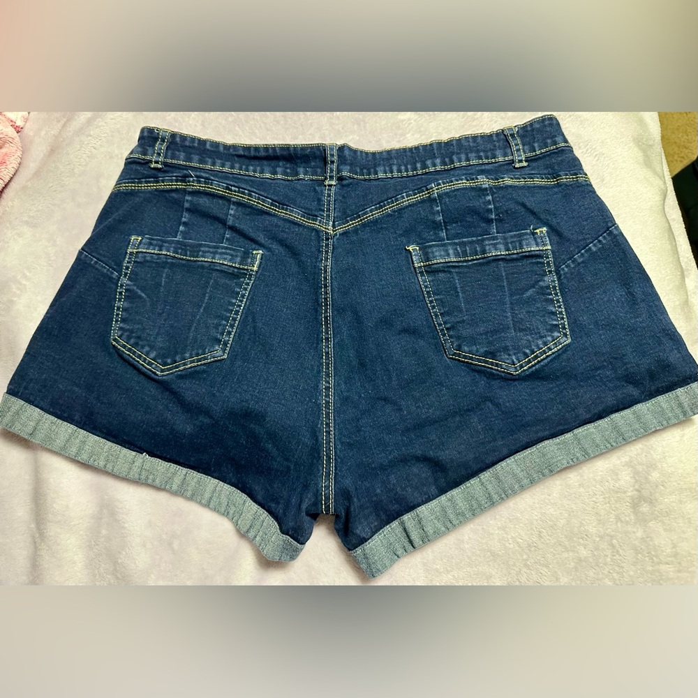 Jean Shorts - Picture 2 of 3